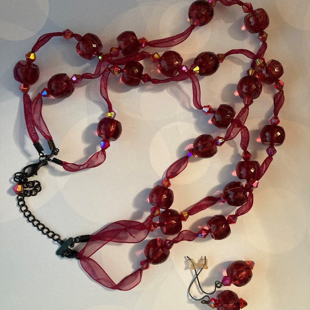 Unique Ruby Bead & Ribbon Necklace & Earring Set!